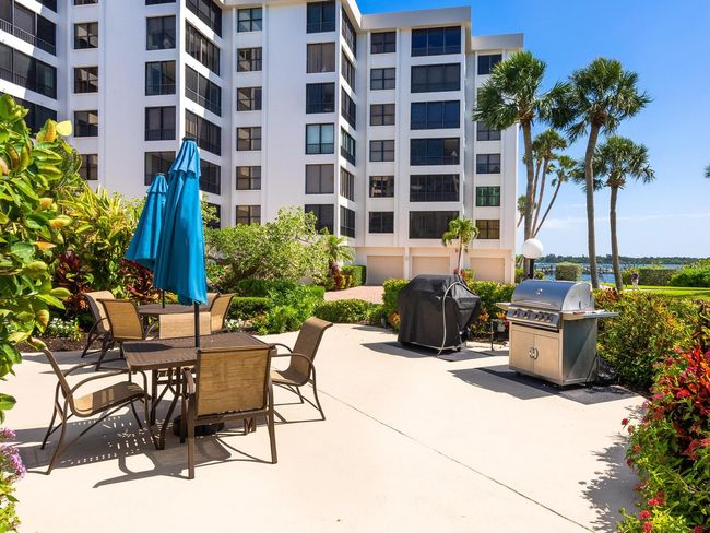 APT-104 - 8701 Midnight Pass Rd, Condo with 2 bedrooms, 2 bathrooms and null parking in SARASOTA FL | Image 36