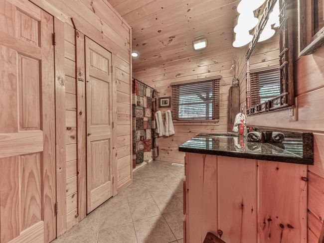 902 Laurel Creek Trl, Home with 3 bedrooms, 3 bathrooms and null parking in Cherry Log GA | Image 26