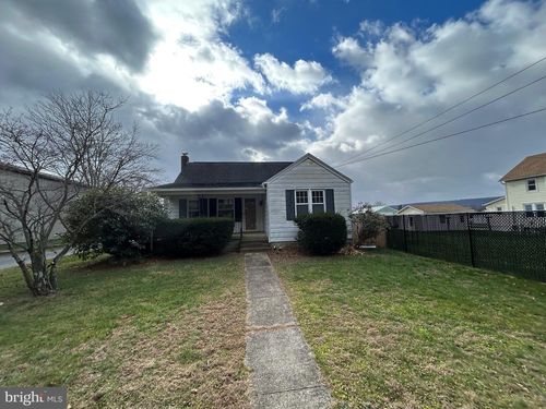 711 E Market St, Mc Connellsburg, PA, 17233-1213 | Card Image