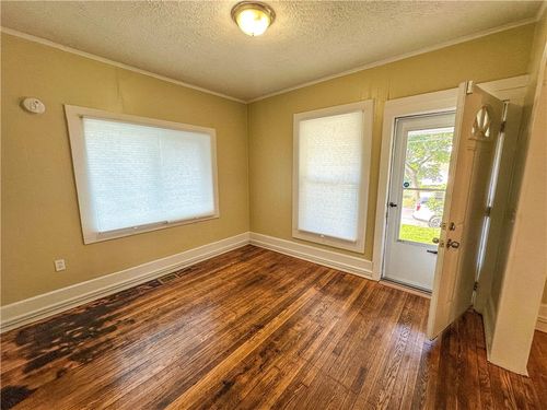 lower-46 Peck Street, Rochester, NY, 14609 | Card Image