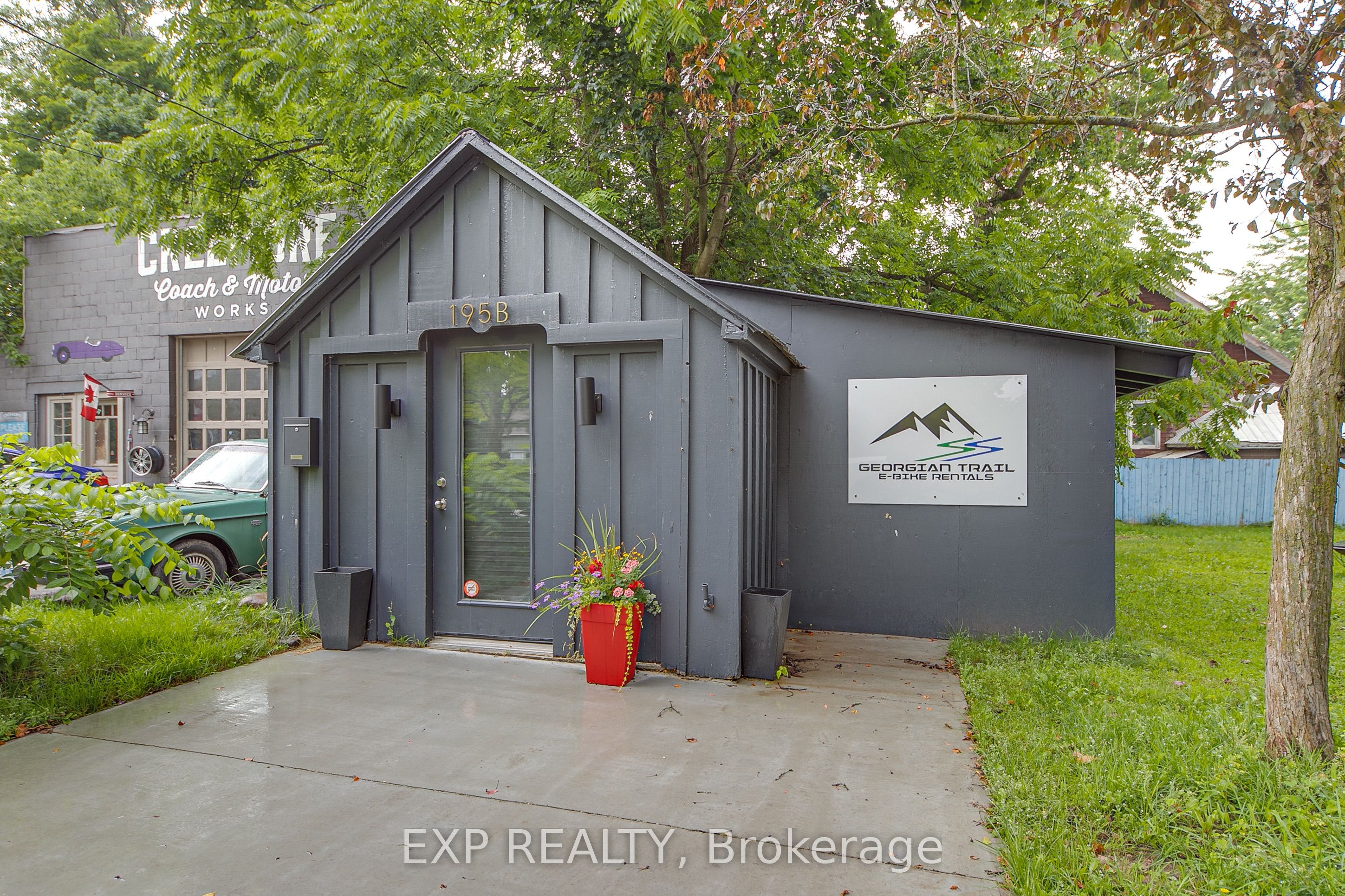 Commercial Sale in Clearview 4