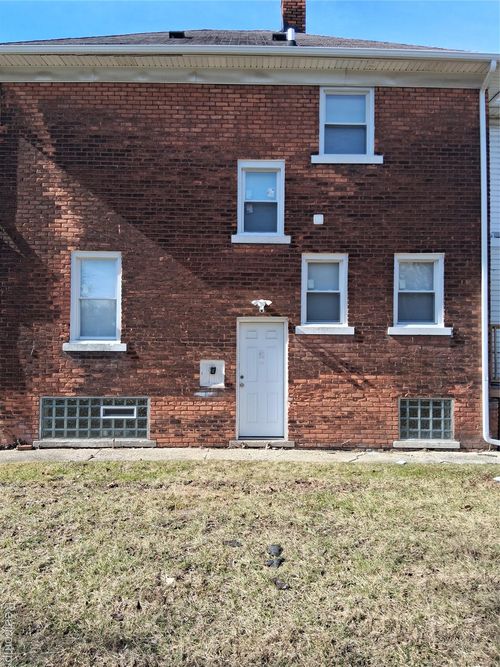 3808 Taylor St, Detroit, MI, 48206-1930 | Card Image