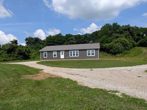 2031 Little Creek Road, Frankfort, OH, 45628 | Card Image