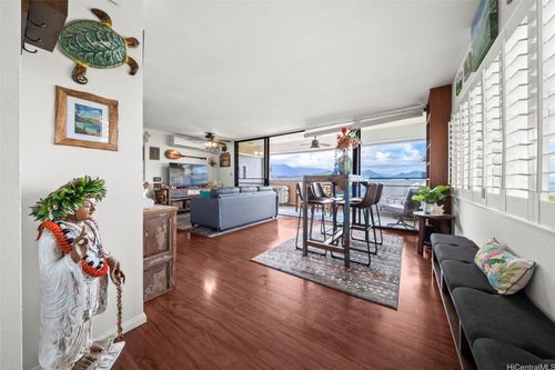 apt-3321-46-98 Konohiki St, Kaneohe, HI, 96744-3690 | Card Image