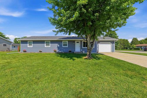 1103 Lombardi Ln, Beaver Dam, WI, 53916-2873 | Card Image