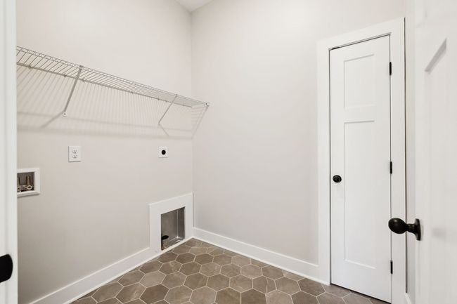 124 Casey St, House other with 3 bedrooms, 2 bathrooms and 2 parking in Brush Creek TN | Image 17