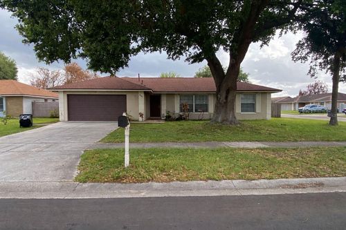 2752 Ceram Ave, ORLANDO, FL, 32837-9576 | Card Image