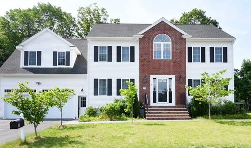 8 George M Lovering Cir, Randolph, MA, 02368-1462 | Card Image