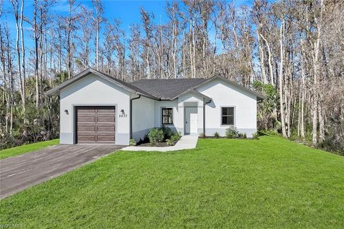 2677 62nd Ave Ne, Naples, FL, 34120-2958 | Card Image