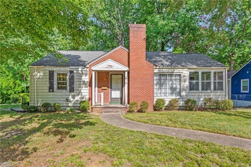 724 Magnolia St, Winston-Salem, NC, 27103-3515 | Card Image
