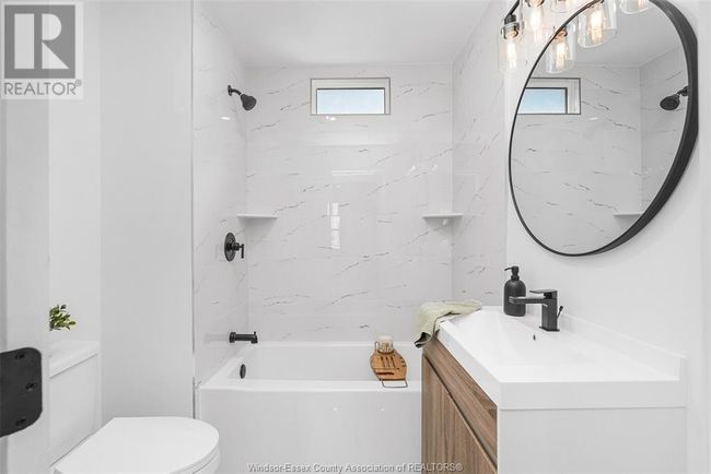 2968 Langlois Ave, House other with 3 bedrooms, 1 bathrooms and null parking in Windsor ON | Image 10
