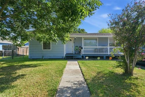 2701 Nemec St, Corpus Christi, TX, 78415-1608 | Card Image