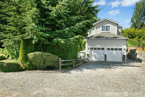 6205 26th St Ne, Tacoma, WA, 98422-3310 | Card Image