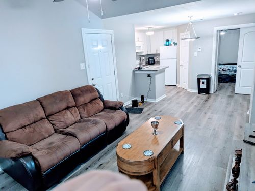 203-9819 Walnut St, Dallas, TX, 75243-8861 | Card Image