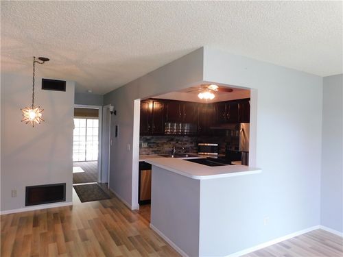 apt-204-77 Royal Oak Dr, VERO BEACH, FL, 32962-3764 | Card Image