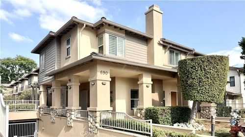 6-690 S Marengo Ave, Pasadena, CA, 91101-2310 | Card Image