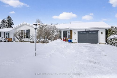 3269 Clearwater Cres, Ottawa, ON, K1V7S3 | Card Image