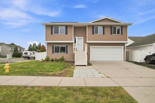 18109 E Michielli Ave, Spokane Valley, WA, 99016-5146 | Card Image