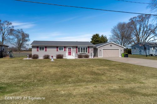 1600 Hotchkiss Road, Williams Charter Township, MI, 48623 | Card Image