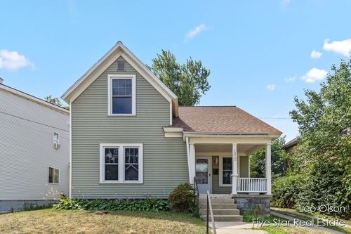 1022 Lilac Ct Ne, Grand Rapids, MI, 49503-3615 | Card Image