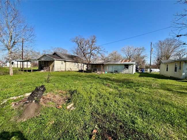 103 Upton Ln, House other with 2 bedrooms, 2 bathrooms and null parking in Brazoria TX | Image 16