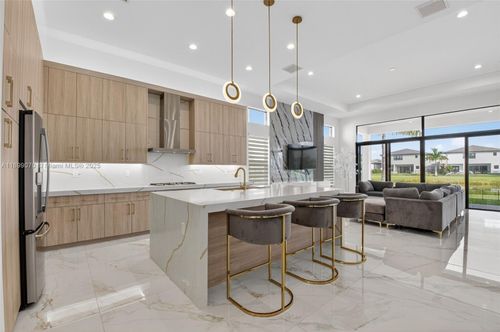 8317 Essex Country Club Dr, Boca Raton, FL, 33434-5872 | Card Image