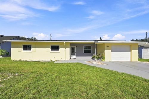 9810 N 54th St, TEMPLE TERRACE, FL, 33617-4019 | Card Image