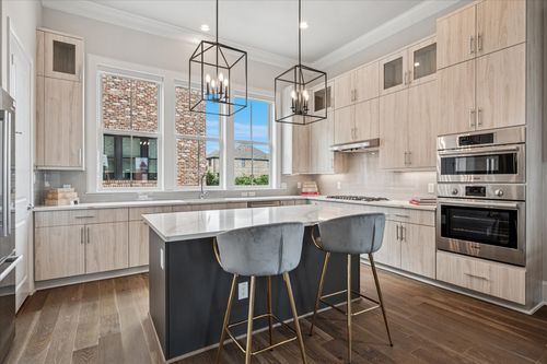 14953 Holly Street, Addison, TX, 75001 | Card Image