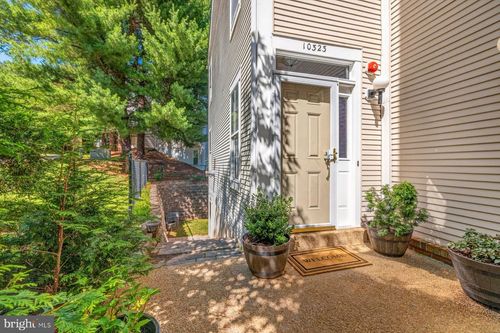 10323 Royal Woods Ct, MONTGOMERY VILLAGE, MD, 20886-1027 | Card Image