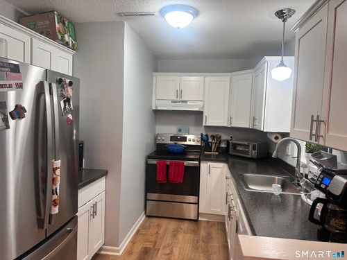 unit-222-229 Branford Rd, North Branford, CT, 06471-1362 | Card Image