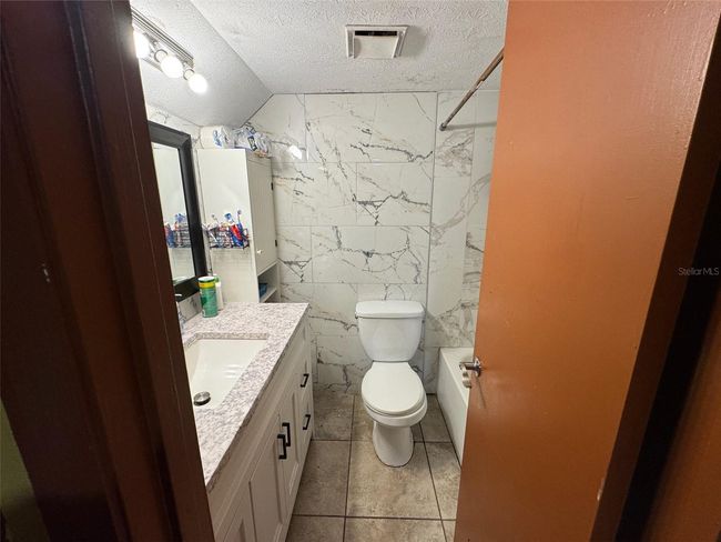 6709 Wood Branch Dr, House other with 4 bedrooms, 3 bathrooms and null parking in Tampa FL | Image 7