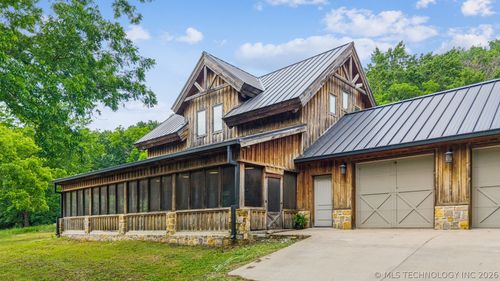 18751 Ew 21 Rd, Nowata, OK, 74048-6125 | Card Image