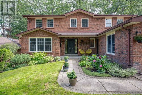 9 Oakridge Drive, Barrie (Sunnidale), ON, L4N5N6 | Card Image