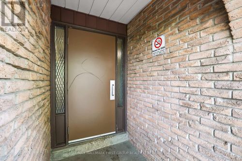 3-1331 Mary St N, Oshawa, ON, L1G6Z2 | Card Image