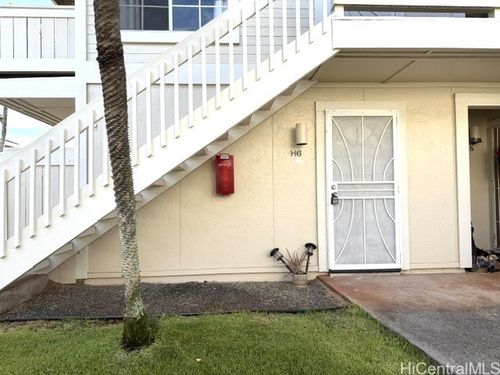 h6-94-1079 Kepakepa St, Waipahu, HI, 96797-4413 | Card Image