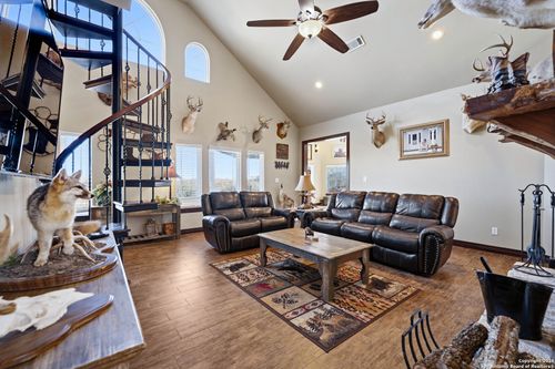 163 County Road 283, Harwood, TX, 78632-4199 | Card Image