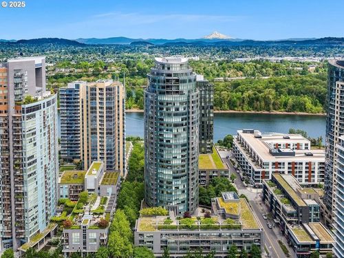 800-3601 River Pkwy, Portland, OR, 97239 | Card Image