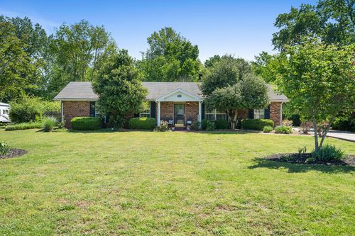 202 Valley View Dr, Smyrna, TN, 37167-3181 | Card Image
