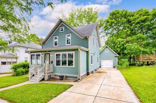 533 Jackson Street, Fort Atkinson, WI, 53538-1355 | Card Image