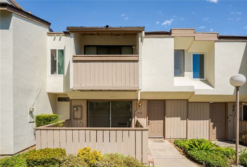 753 Wagon Wheel Cir, Brea, CA, 92821-3472 | Card Image
