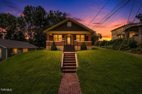 608 Vernon Street, Bristol, VA, 24201 | Card Image