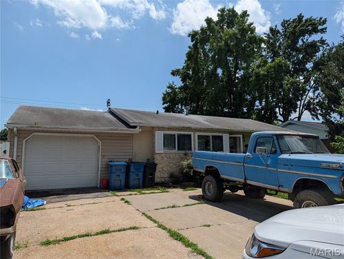 2622 Pontoon Road, Granite City, IL, 62040 | Card Image