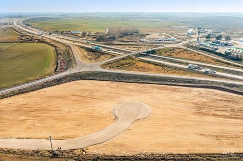 5400-5404 Black Canyon Rd, Caldwell, ID, 83607 | Card Image