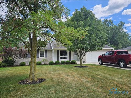 1211 Powell View Dr, Defiance, OH, 43512-3034 | Card Image