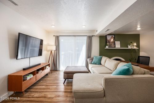 apt-2-4878 S Highland Circle, Holladay, UT, 84117 | Card Image