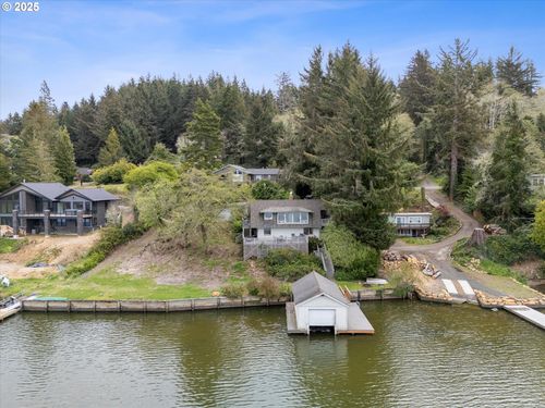 2871 Ne East Devils Lake Rd, Otis, OR, 97368-9612 | Card Image