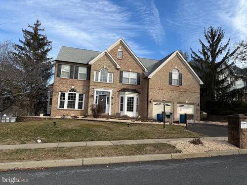 200 Beech Ln, Perkasie, PA, 18944-5411 | Card Image