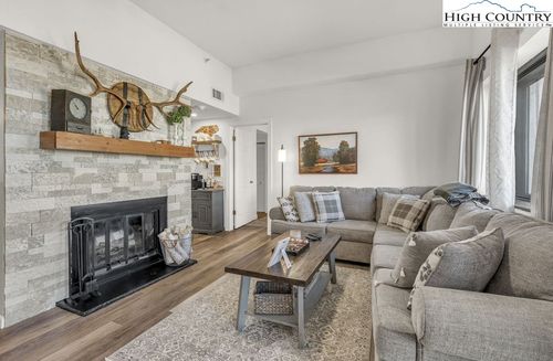 2401-303 Sugar Top Drive, Sugar Mountain, NC, 28604 | Card Image