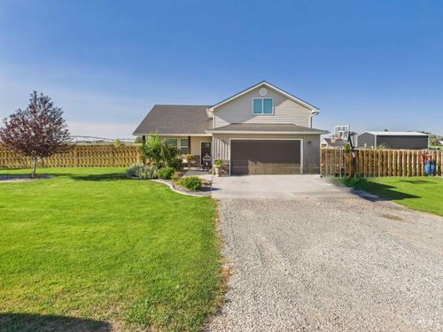 874 W 500 S, Heyburn, ID, 83336-8703 | Card Image
