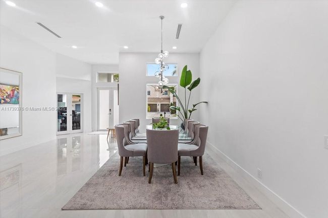 3847 Crestwood Cir, House other with 4 bedrooms, 4 bathrooms and null parking in Weston FL | Image 9